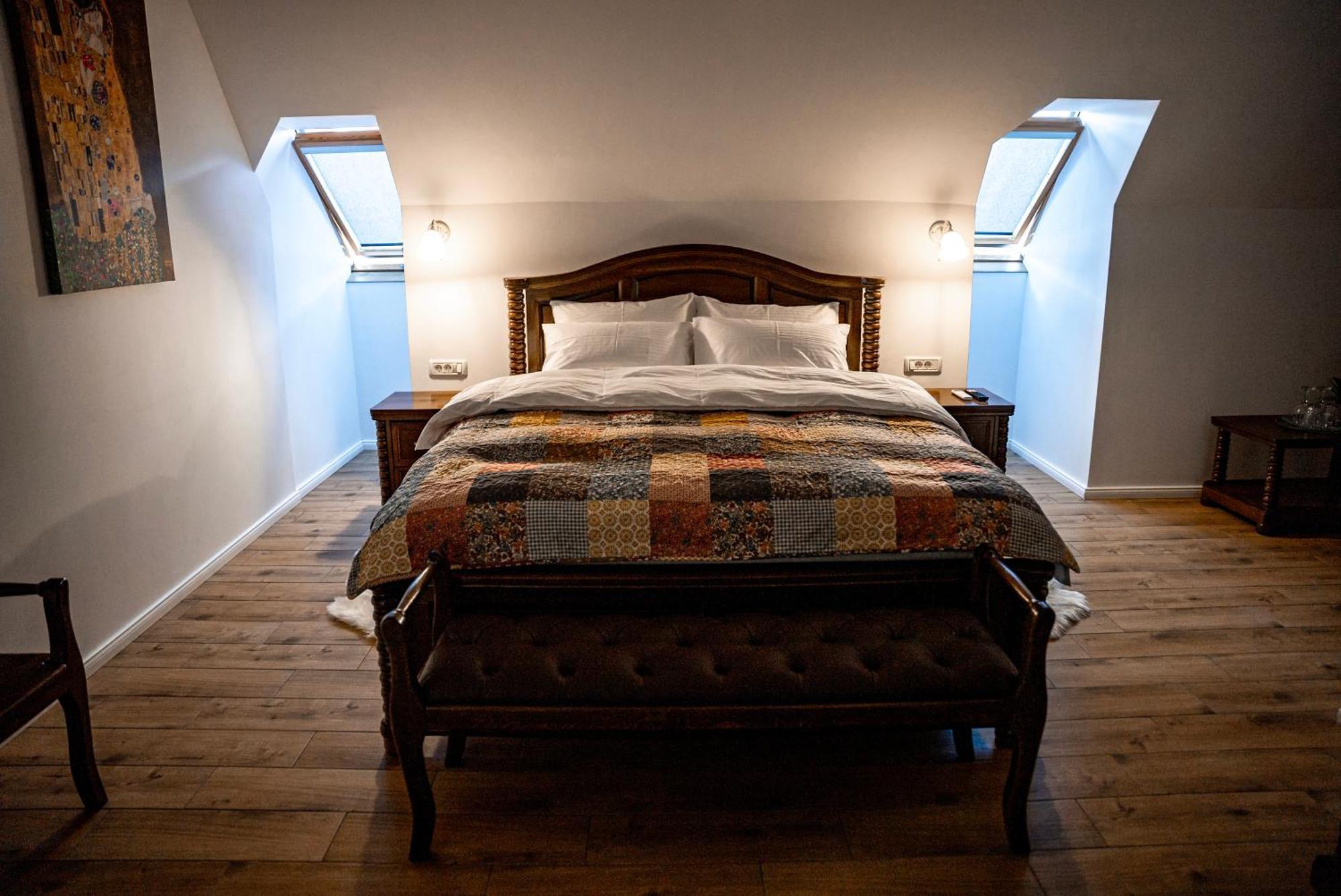 Ghimbav Boutique Marlen Bed & Breakfast エクステリア 写真