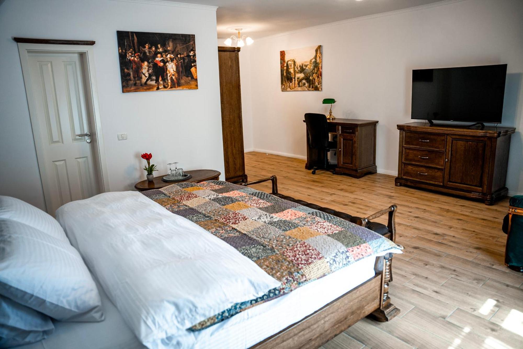 Ghimbav Boutique Marlen Bed & Breakfast エクステリア 写真
