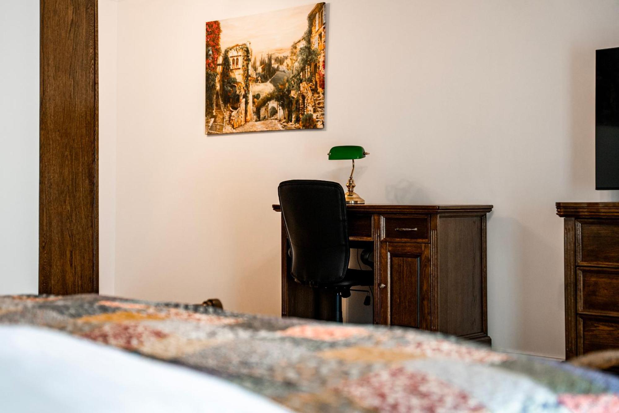 Ghimbav Boutique Marlen Bed & Breakfast エクステリア 写真
